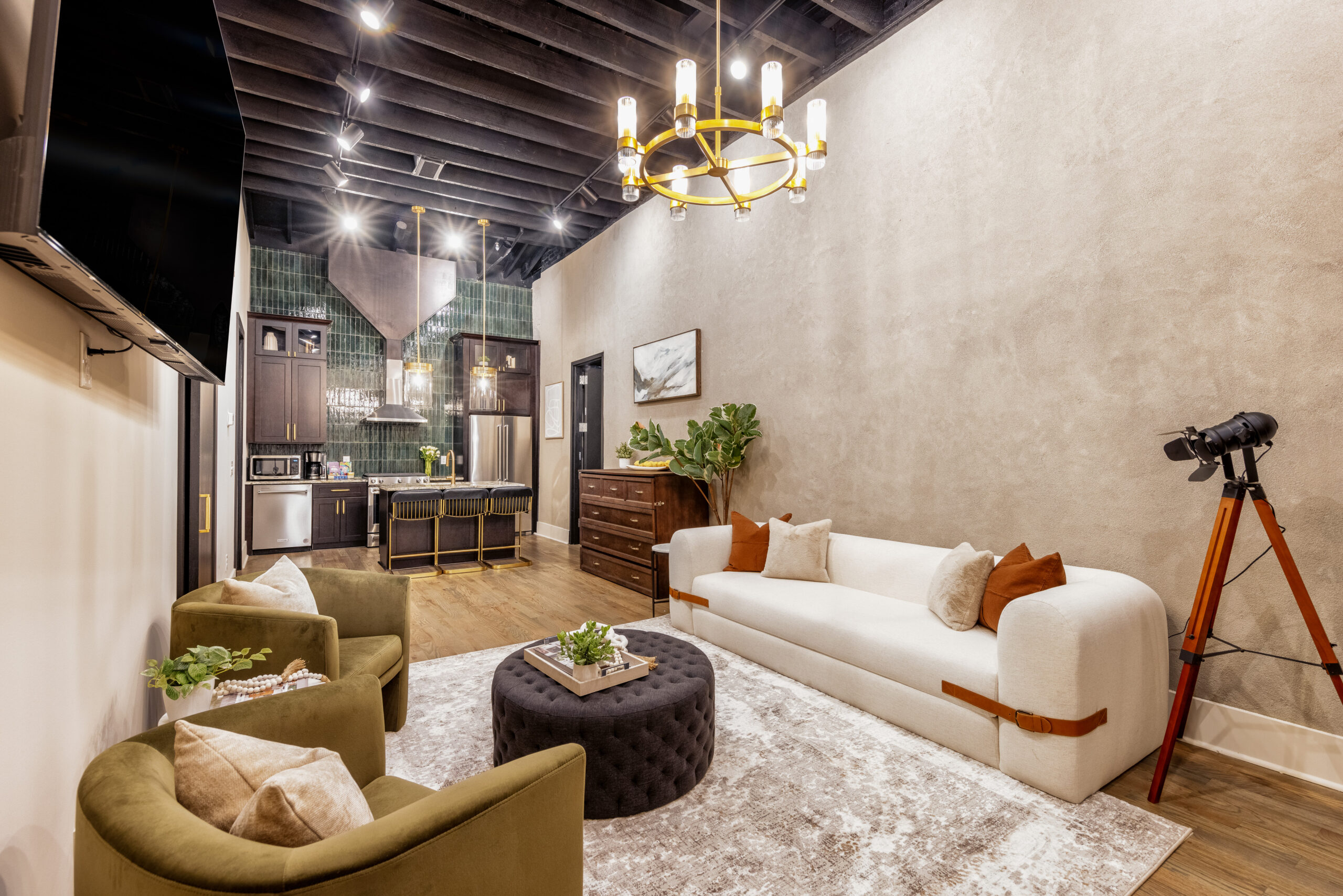 Loft 202